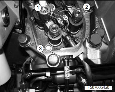 How to Remove Engine Wiring Harnesses W2 and W3 for MTU 12-16v4000 Engine (5)