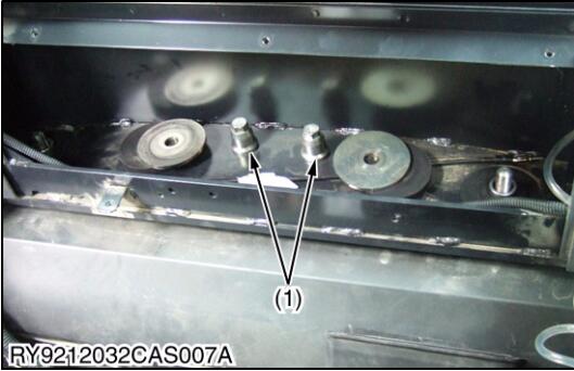 Kubota U48-4 and U55-4 Excavator Cabin Remove and Mounting (5)