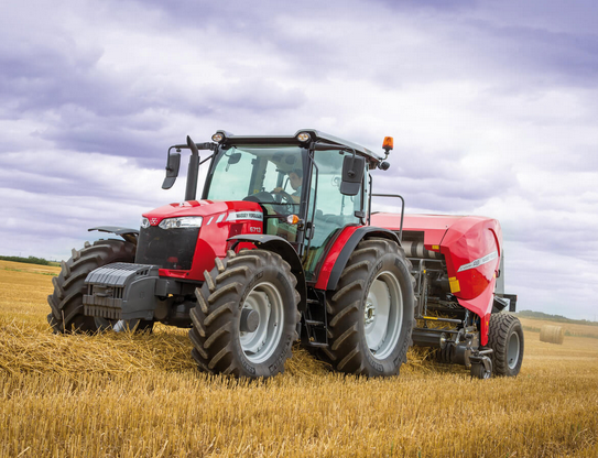 Massey Ferguson Tractor 6700